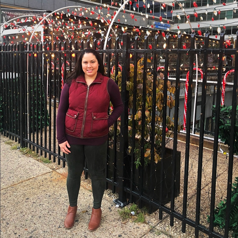 Meet your Posher, Kira